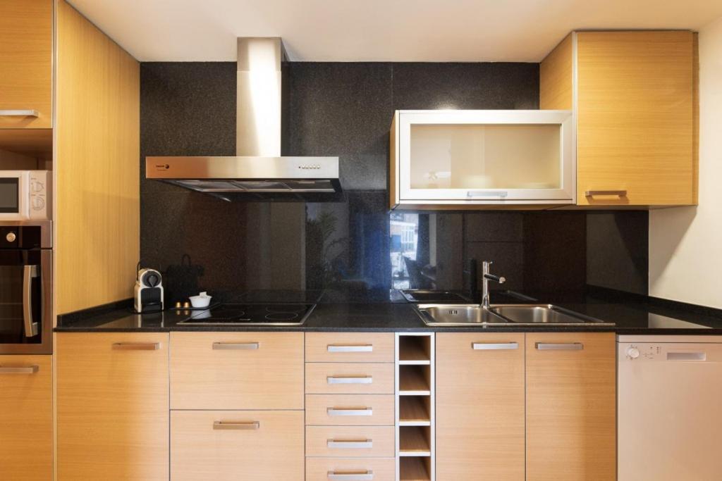 Lucas House Apartments By Sitges Group エクステリア 写真